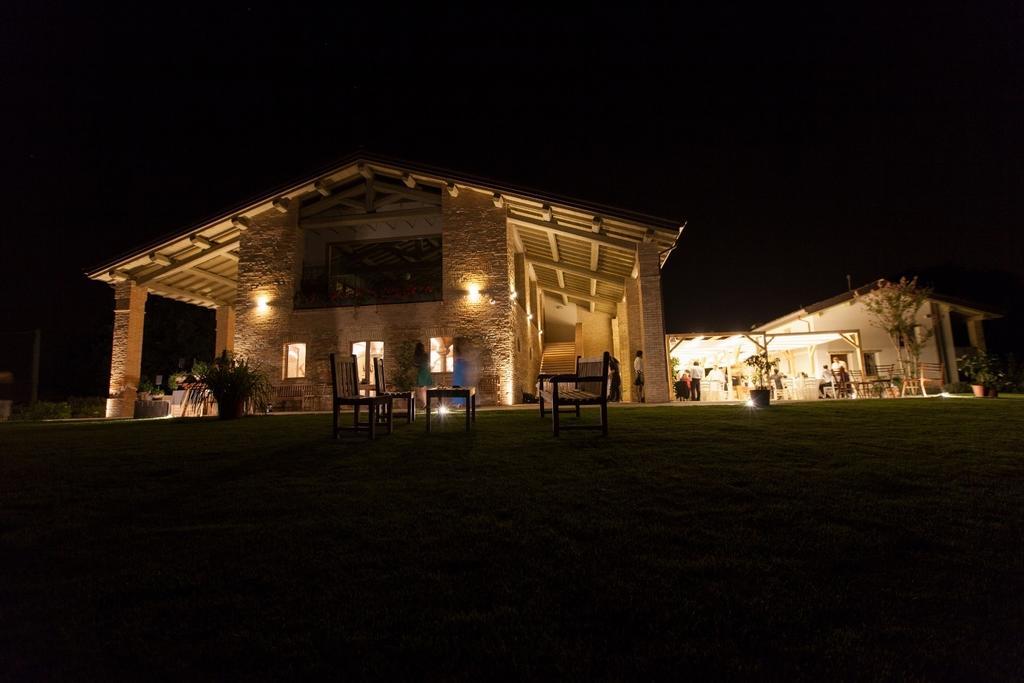 Agriturismo Alba Del Borgo Fidenza Exterior photo